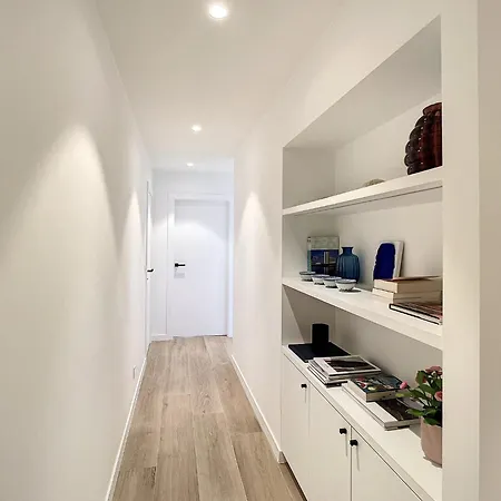 Charming In Apartment *